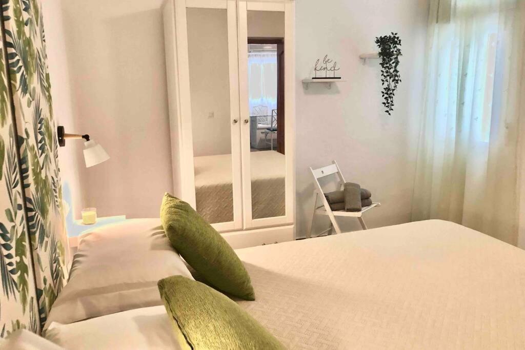 Centrico Apartamento Con Terraza Y Wifi รอนดา ภายนอก รูปภาพ