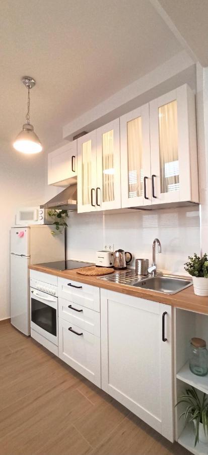 Centrico Apartamento Con Terraza Y Wifi รอนดา ภายนอก รูปภาพ